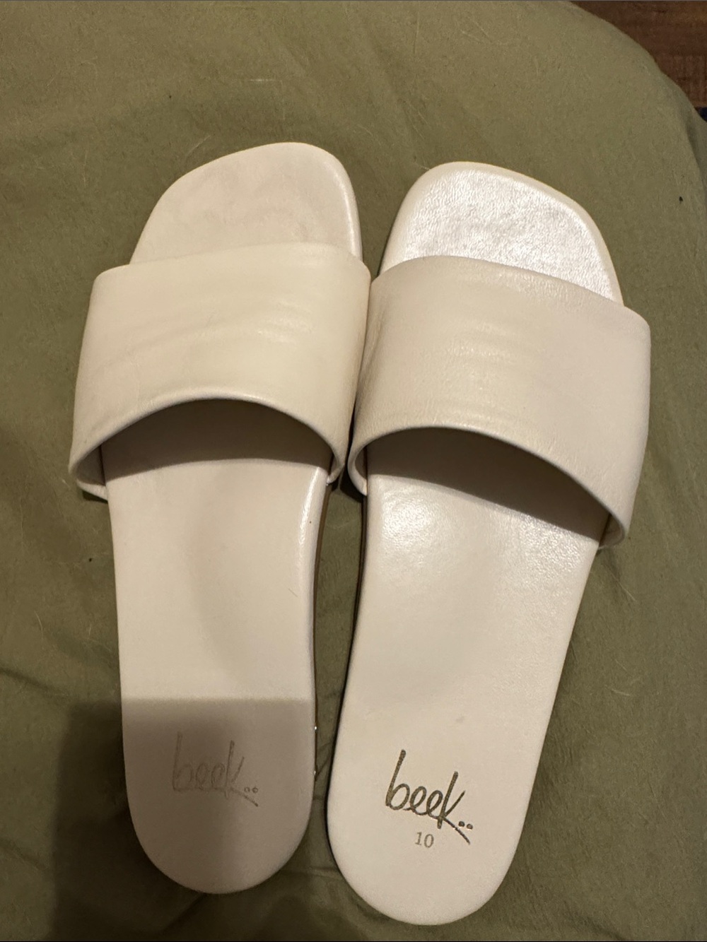 beek Women’s Ivory Slide Sandals - Single Band Slip-On new